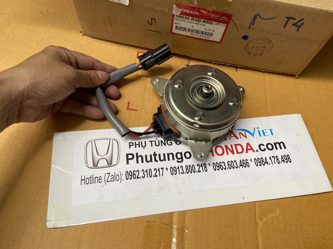 Mô tơ quạt làm mát két nước dàn nóng xe Honda BRIO